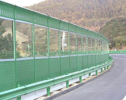 四川快速路隔音層項目